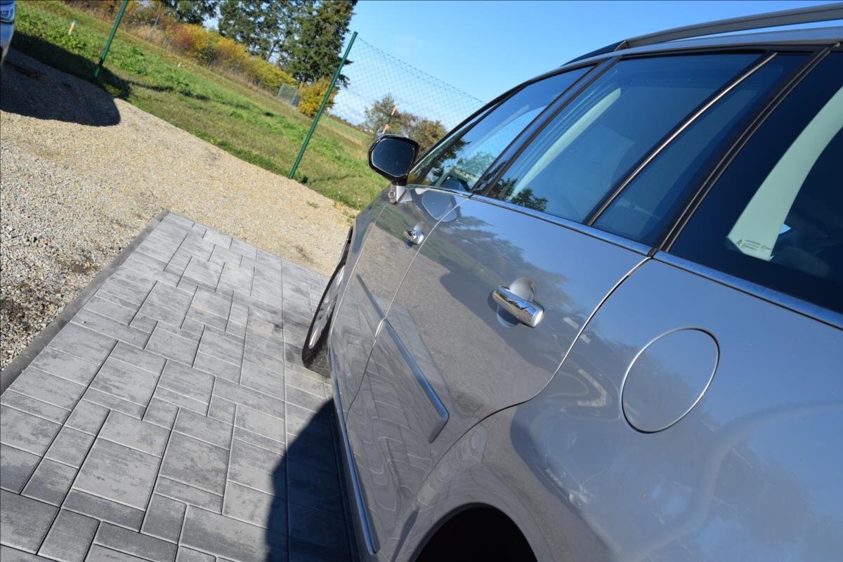 Citroën C4 Picasso Kombi 1,6 l 88 kw