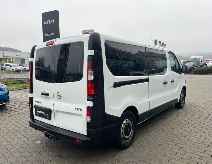 Opel Vivaro 3