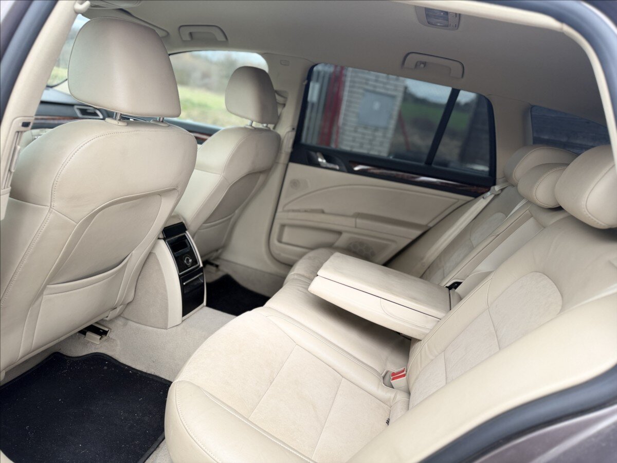 Škoda Superb Kombi 2,0 l 125 kw