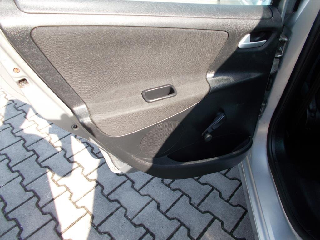 Peugeot 207 Kombi 1,4 l 70 kw