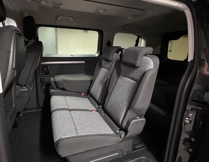 Toyota ProAce Verso 10