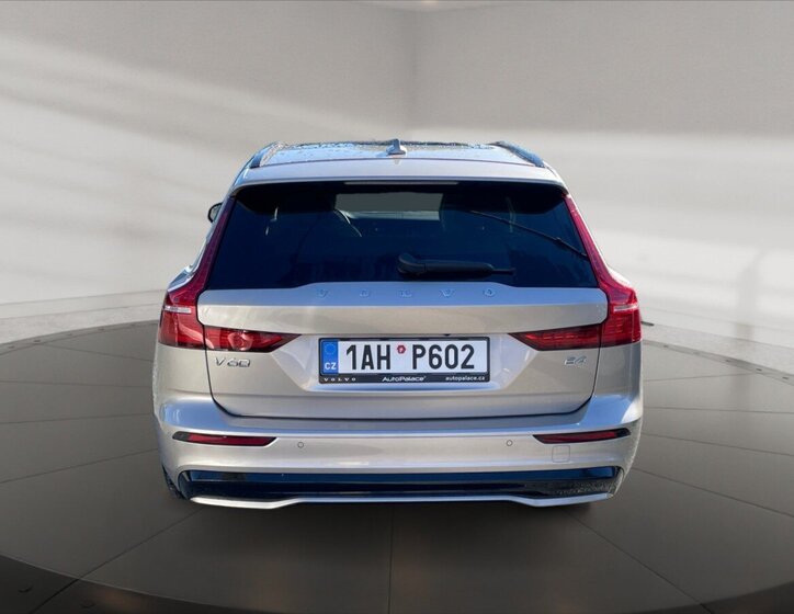 Volvo V60 Kombi 2,0 l 145 kw