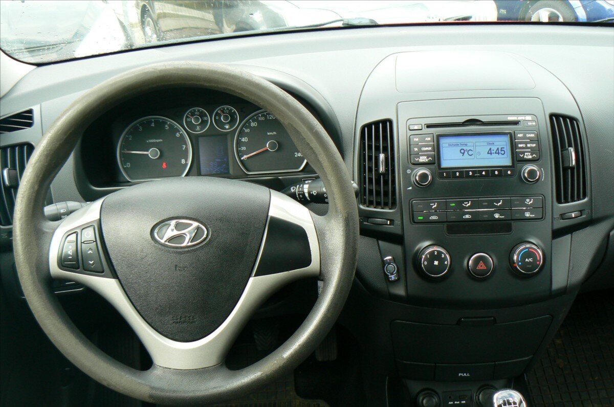 Hyundai i30 Kombi 1,6 l 92 kw