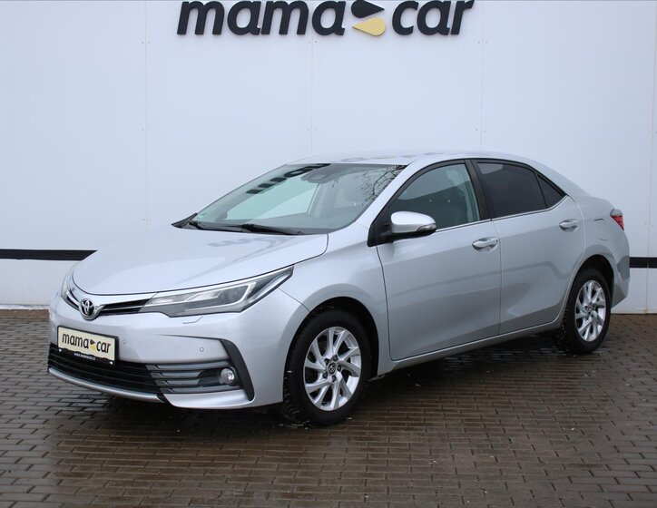 Toyota Corolla Sedan 1,6 l 97 kw