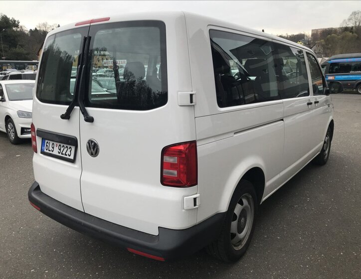 Volkswagen Transporter Kombi 2,0 l 110 kw