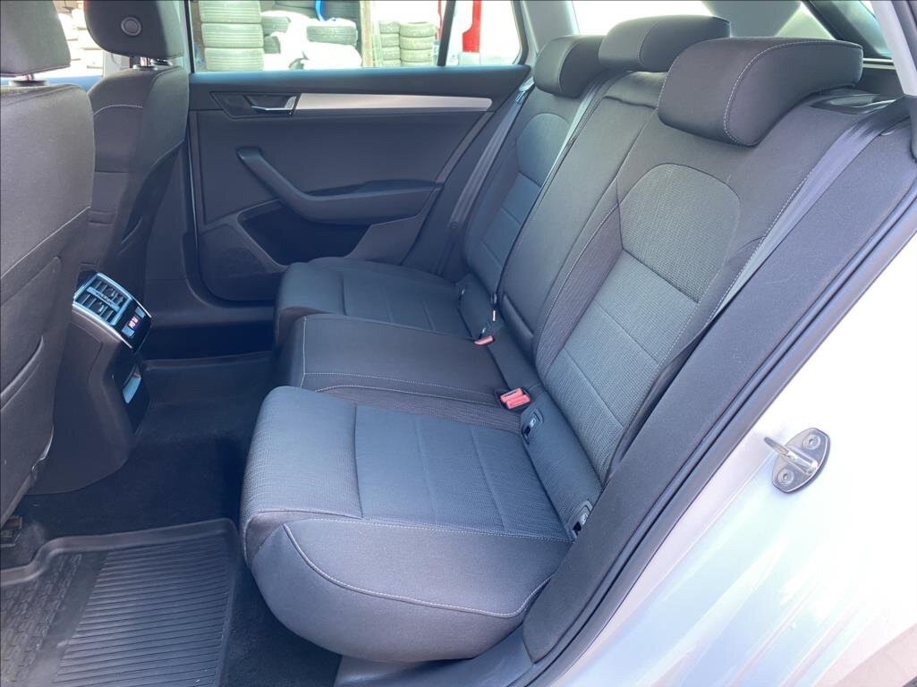 Škoda Superb Kombi 2,0 l 110 kw