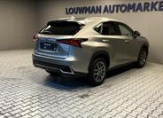 Lexus NX 300h 2
