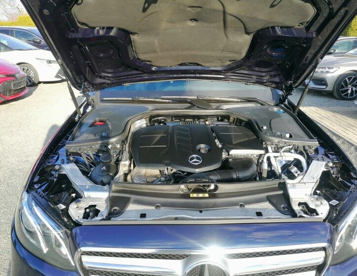 Mercedes-Benz Třídy E Kombi 2,0 l 110 kw