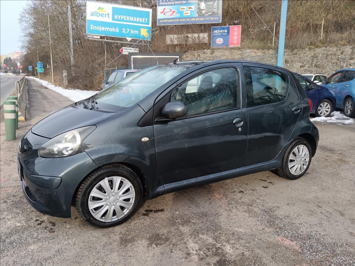 Toyota Aygo Hatchback 998,0 50 kw