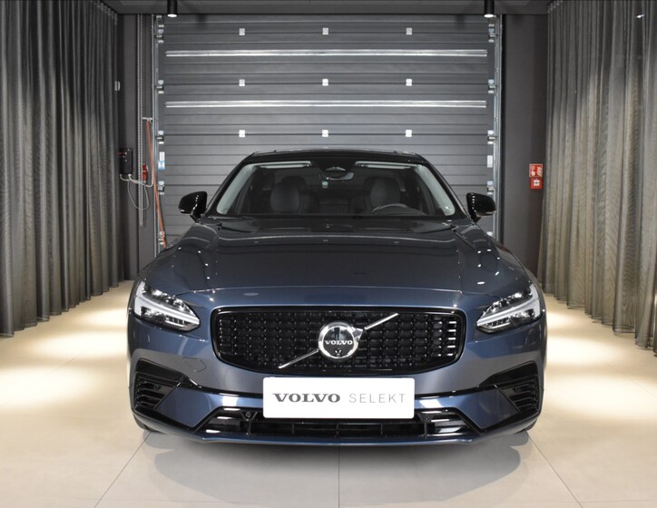 Volvo S90 6