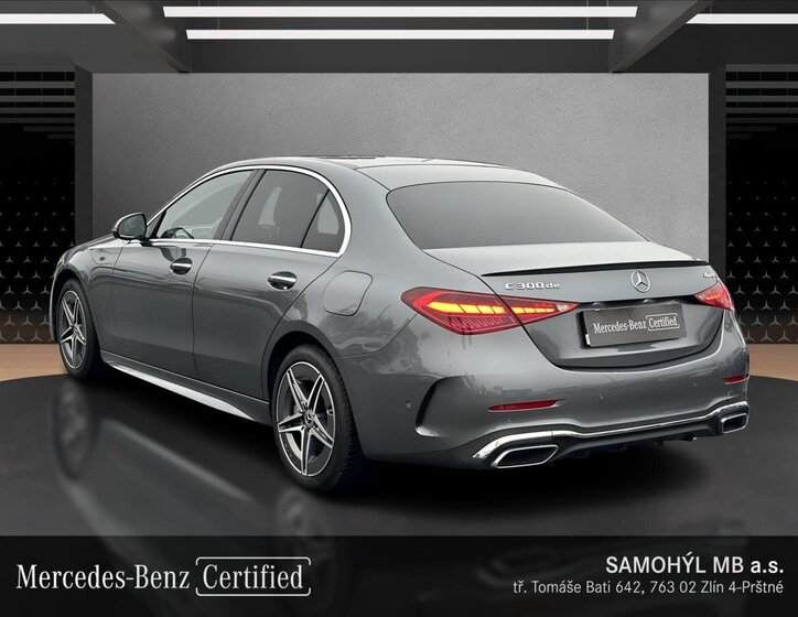 Mercedes-Benz Třídy C Sedan / Limuzína 2,0 l 145 kw