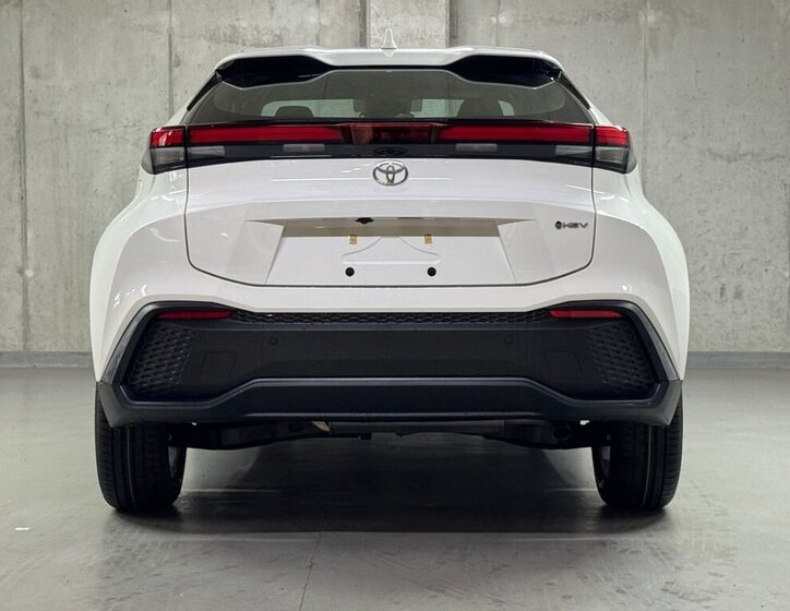Toyota C-HR Hatchback 1,8 l 90 kw