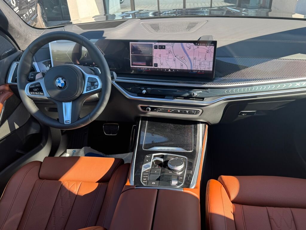 BMW X7 SUV / Terénní 3,0 l 250 kw