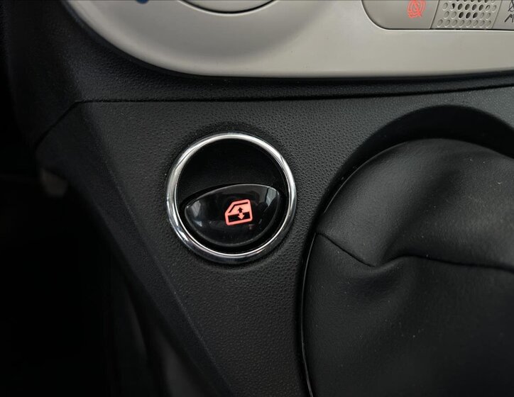 Fiat 500 Hatchback 1,2 l 51 kw