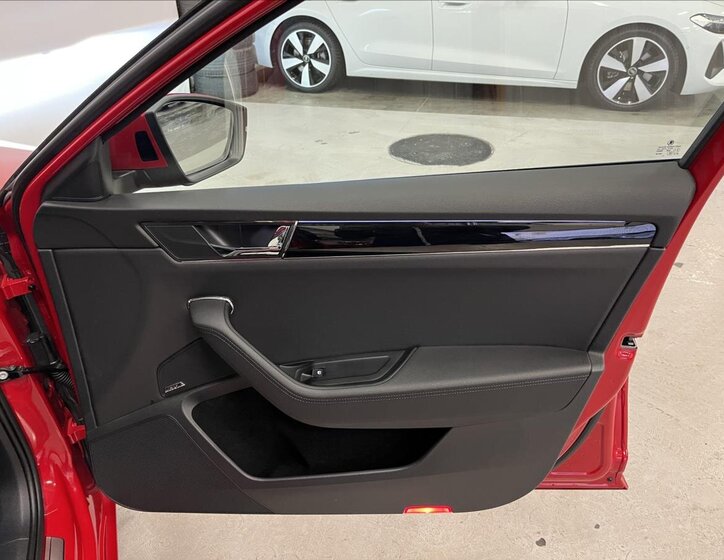 Škoda Superb Liftback 2,0 l 206 kw