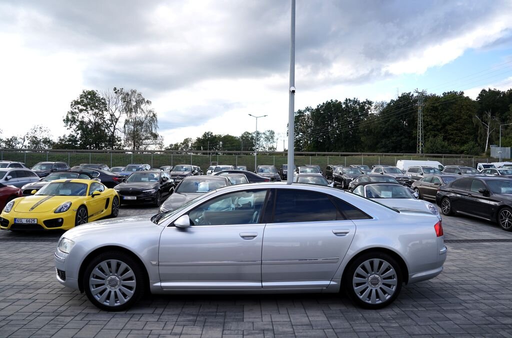 Audi A8 Sedan 3,0 l 171 kw