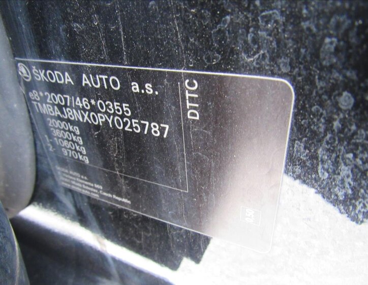 Škoda Octavia Sedan / Limuzína 2,0 l 110 kw