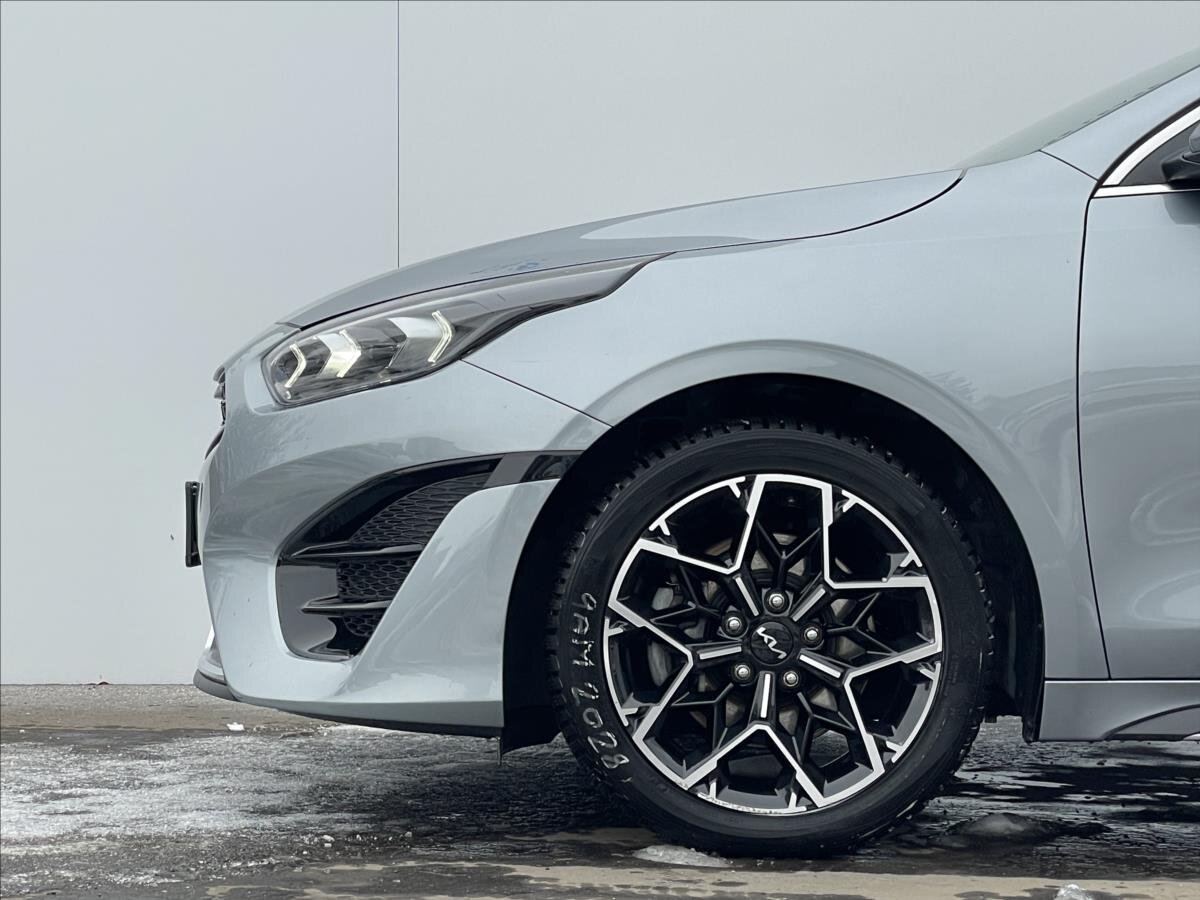 KIA ProCeed Hatchback 1,5 l 118 kw