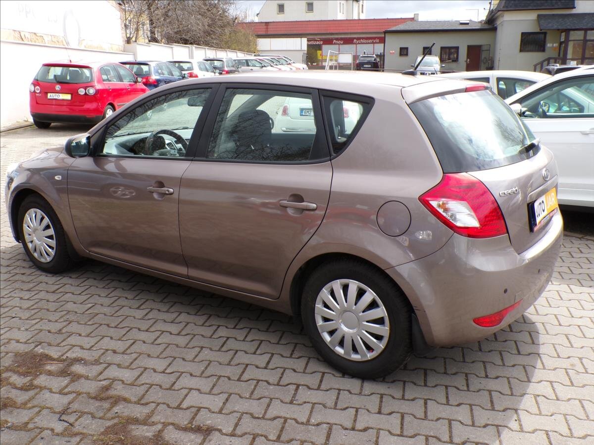 KIA Ceed Kombi 1,4 l 66 kw