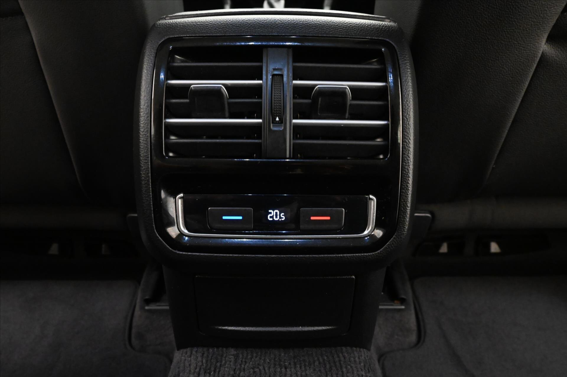 Volkswagen Passat Kombi 2,0 l 140 kw