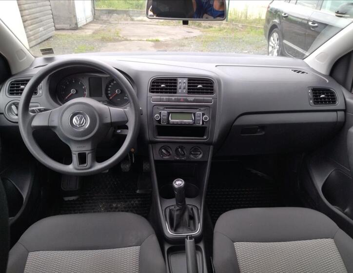 Volkswagen Polo 10