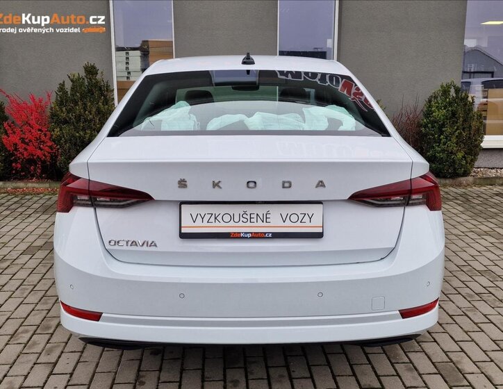 Škoda Octavia 9