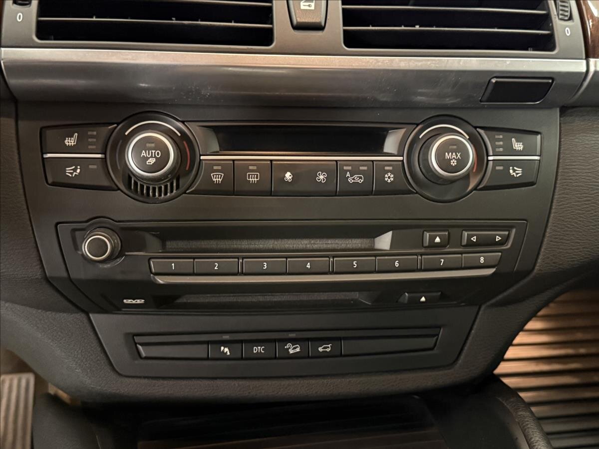 BMW X6 SUV / Terénní 3,0 l 225 kw