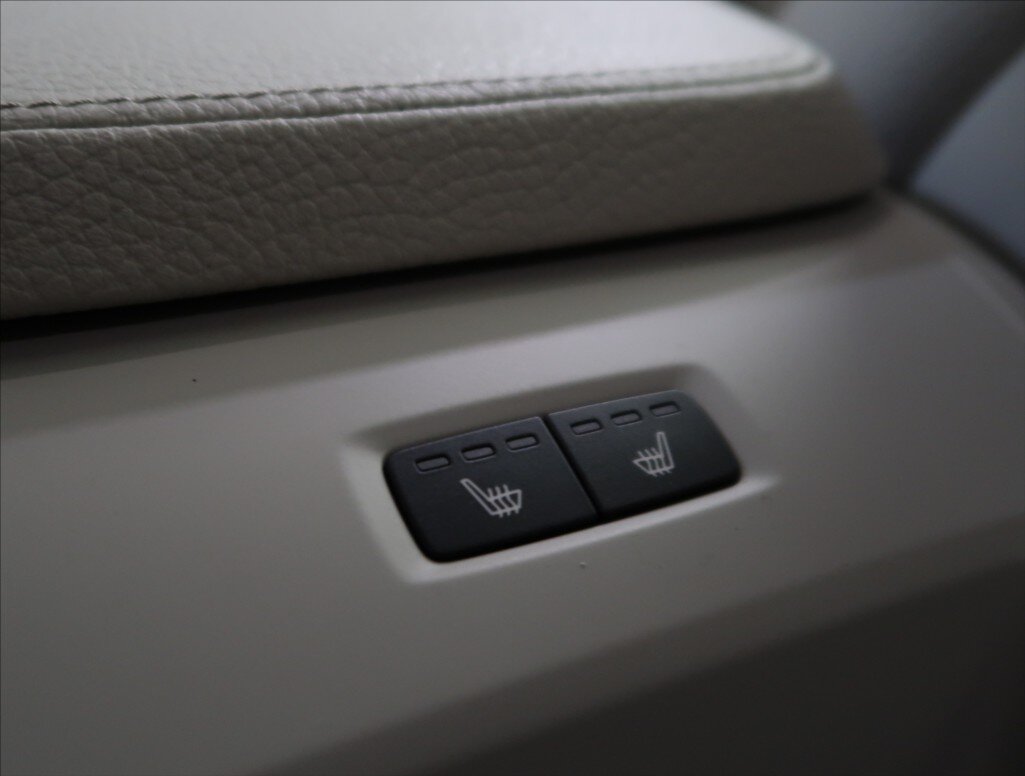 Volvo S90 Sedan / Limuzína 2,0 l 173 kw