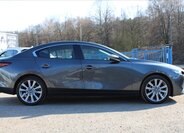 Mazda 3 Sedan / Limuzína 2,0 l 110 kw