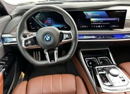 BMW i7 14