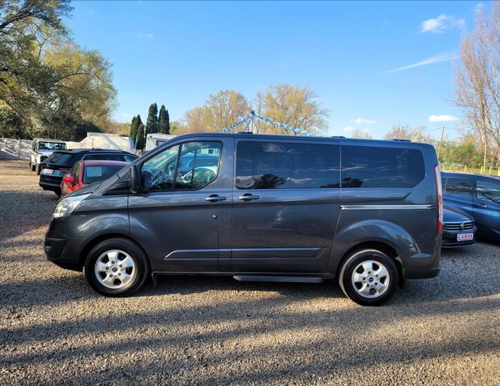 Ford Tourneo Custom MPV 2,0 l 125 kw