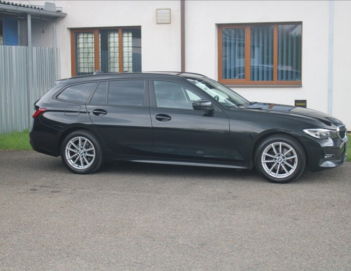 BMW Řada 3 Kombi 2,0 l 140 kw