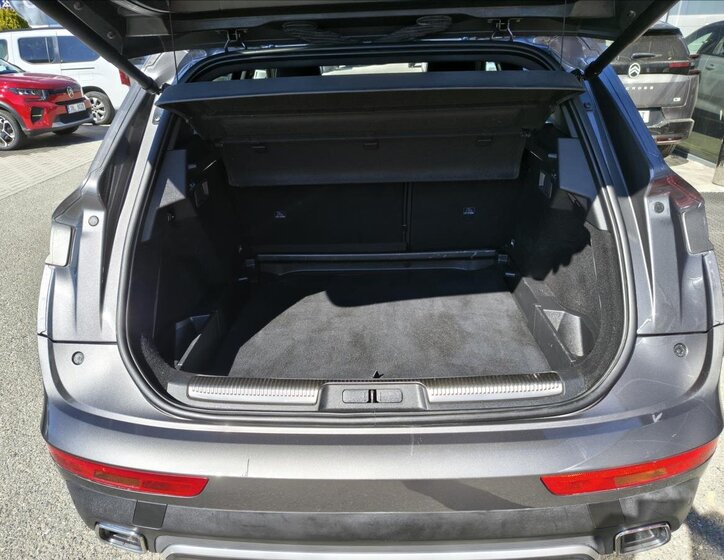 DS Automobiles DS7 Crossback SUV / Terénní 2,0 l 130 kw