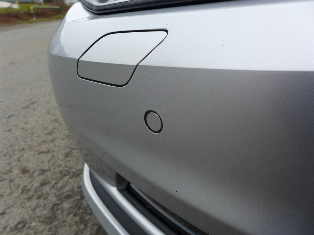 Volkswagen Golf Hatchback 1,2 l 77 kw