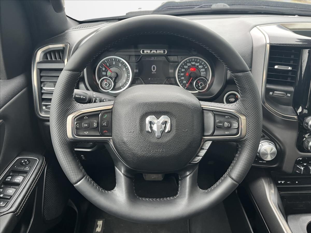 Dodge RAM 1500 Pick-up 5,7 l 291 kw