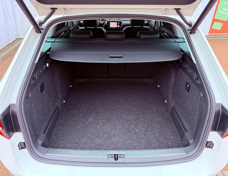 Škoda Superb Kombi 2,0 l 140 kw