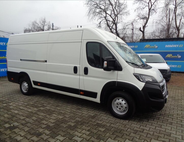 Peugeot Boxer Ostatní 2,2 l 121 kw