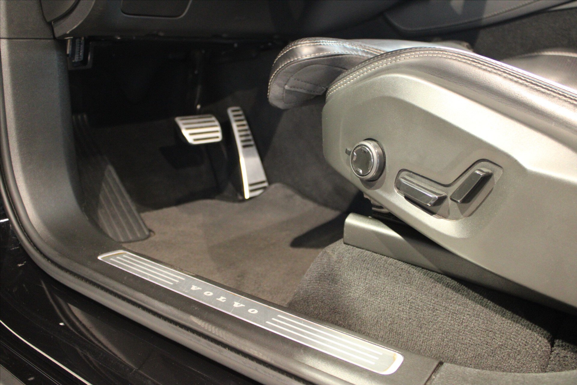 Volvo XC90 Ostatní 2,0 l 173 kw