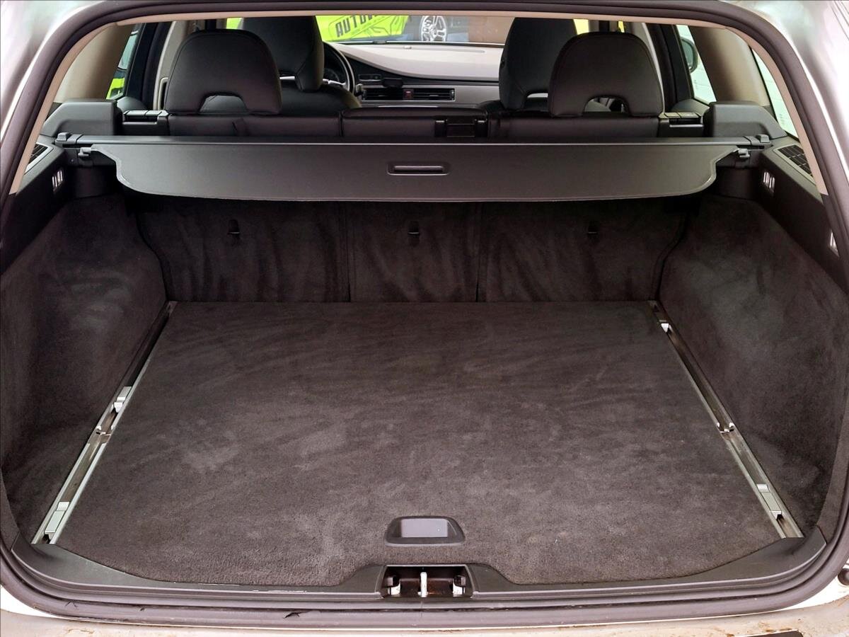 Volvo V70 Kombi 2,4 l 129 kw