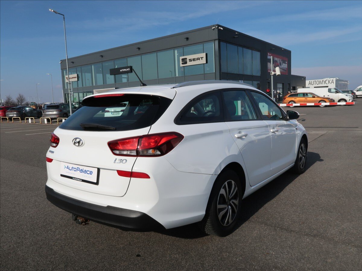 Hyundai i30 Kombi 1,4 l 73 kw