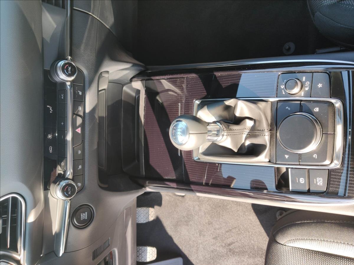 Mazda CX-30 SUV / Terénní 2,5 l 103 kw