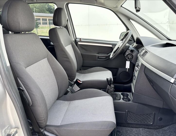 Opel Meriva MPV 1,6 l 74 kw