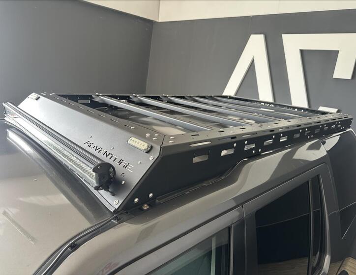 Land Rover Discovery 7