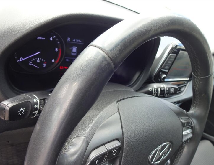 Hyundai i30 Kombi 1,6 l 85 kw