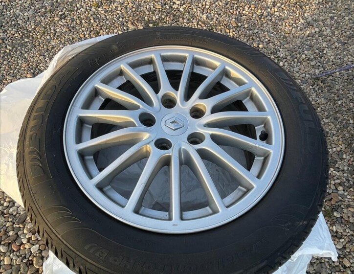 Renault Laguna Kombi 2,0 l 103 kw