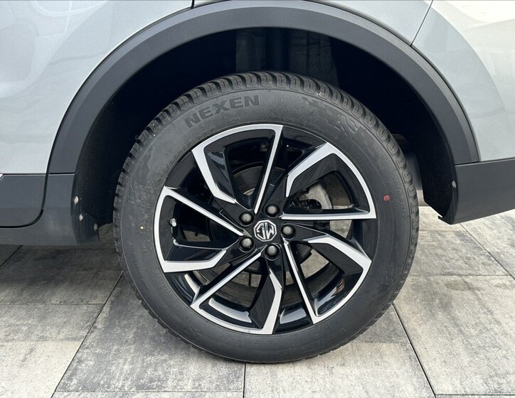 MG ZS SUV / Terénní 999,0 82 kw