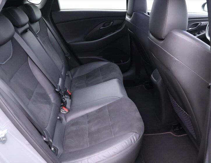 Hyundai i30 Liftback 2,0 l 206 kw