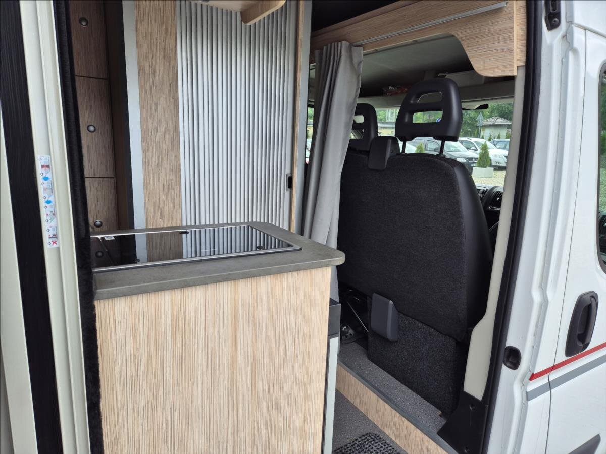 Peugeot Ostatní Ostatní 2,0 l 120 kw