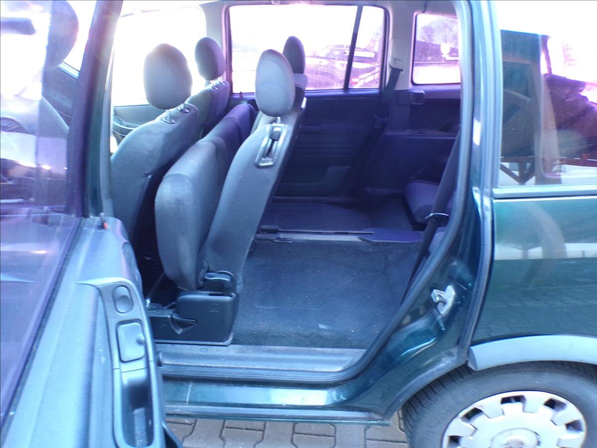 Opel Zafira MPV 1,6 l 74 kw