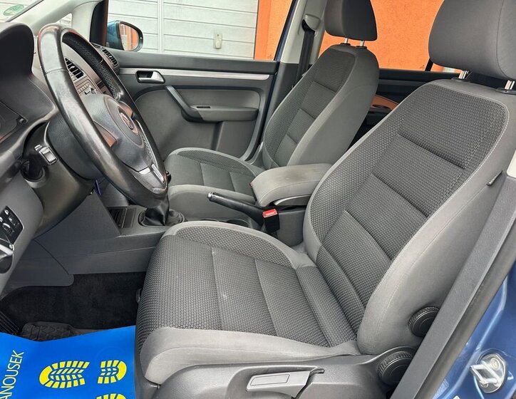 Volkswagen Touran MPV 1,2 l 77 kw